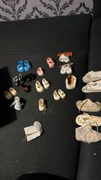Divers chaussures poupée, Collections, Maisons de poupées & Accessoires, Comme neuf, Poupée