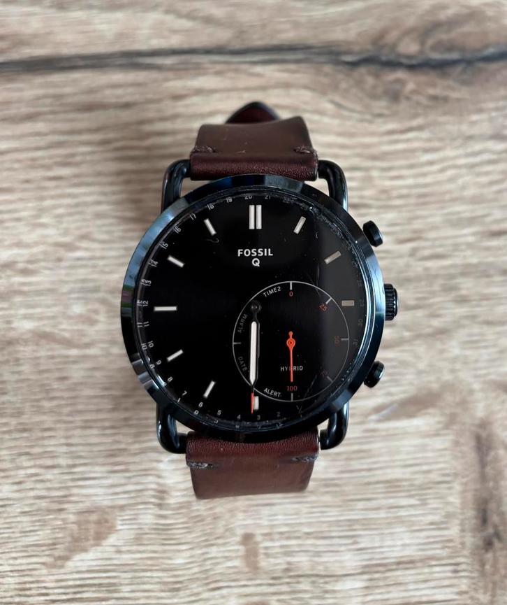 Fossil Q hybrid horloge, Handtassen en Accessoires, Horloges | Heren, Gebruikt, Polshorloge, Overige merken, Staal, Leer, Ophalen
