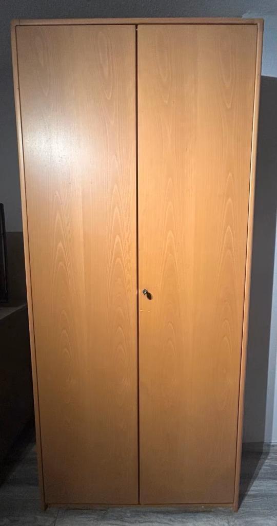 Hülsta kledingkast in beukenfineer — in zeer goede staat, Huis en Inrichting, Kasten | Kleerkasten, Gebruikt, 200 cm of meer, 100 tot 150 cm