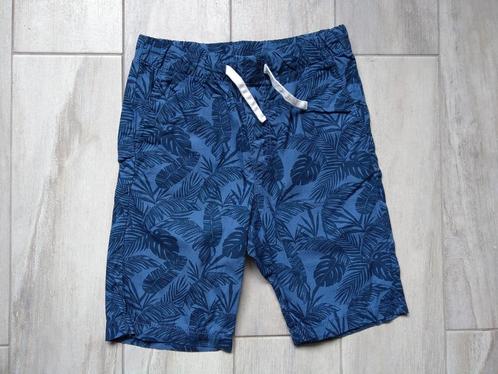 ★ M134 - Korte broek, Kinderen en Baby's, Kinderkleding | Maat 134, Zo goed als nieuw, Jongen, Broek, Ophalen of Verzenden