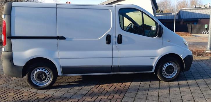 RENAULT TRAFFIC L1H1 2.0DCI 2012, Auto's, Renault, Particulier, Trafic, Diesel, Handgeschakeld, Ophalen