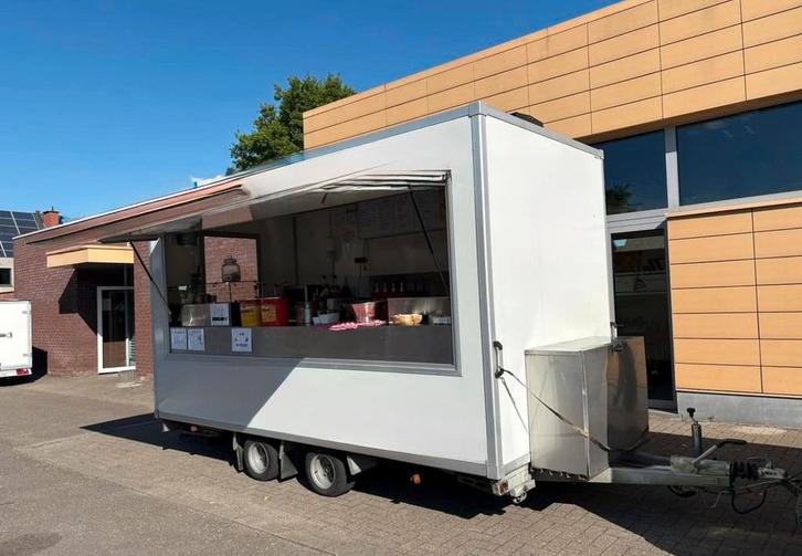 Mooie frietkraam direct te gebruiken (2021)!, Zakelijke goederen, Stock en Retail | Verkoopwagens, Ophalen