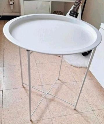 Nieuw Bijzettafeltje jysk
Wit
Nog niet gebruikt

 beschikbaar voor biedingen