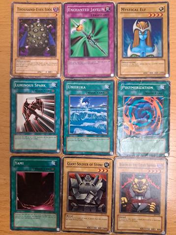 9 cartes yu-gi-oh !  English. 