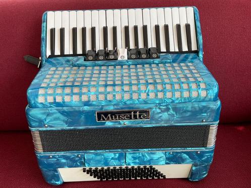 Z.g.a.n. Musette accordeon . 72 bas . 3 korig ., Musique & Instruments, Accordéons, Comme neuf, Accordéon à touches, 72 basses