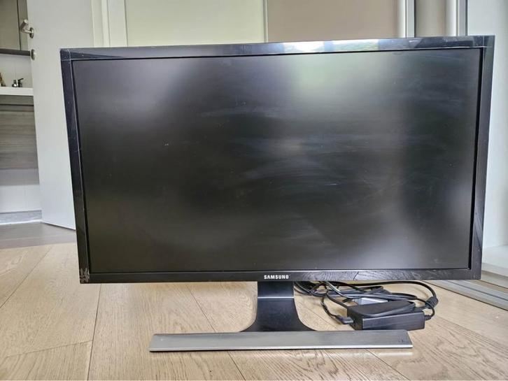 Samsung U28E590D 28″ 4K-monitor, Computers en Software, Monitoren, Zo goed als nieuw, DisplayPort, HDMI, TN, Ultra HD (4K), Ophalen