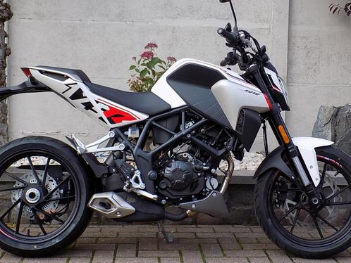 Kove 125 cc naked sport motor 15PK ABS, Motoren, Motoren | Overige merken, Bedrijf, Naked bike, 11 kW of minder, 1 cilinder, Ophalen