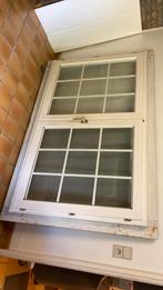 Dubbel opendraaiend raam in meranti met dubbele beglazing, Doe-het-zelf en Bouw, Glas en Ramen, Gebruikt, Ophalen