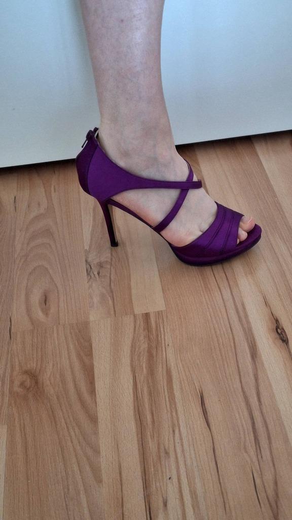Chaussures satin violet talons aiguilles, Kleding | Dames, Schoenen, Nieuw, Schoenen met hoge hakken, Overige kleuren, Ophalen of Verzenden