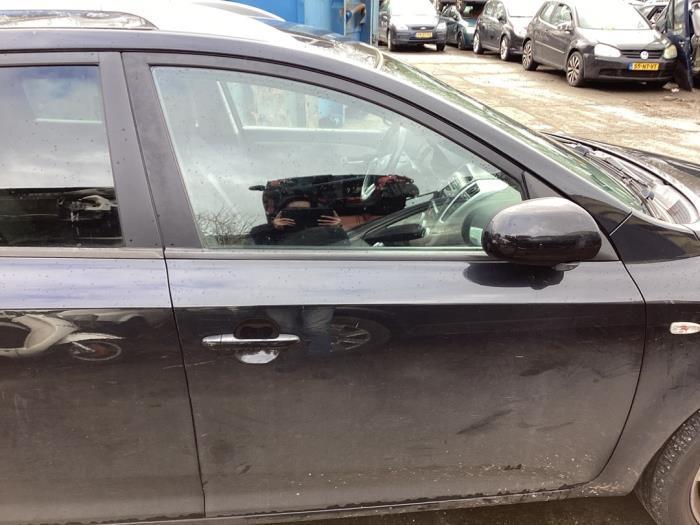 Portier 4Deurs rechts-voor van een Kia Ceed (1K), Auto-onderdelen, Carrosserie, Deur, Kia, Gebruikt, 3 maanden garantie, Ophalen of Verzenden