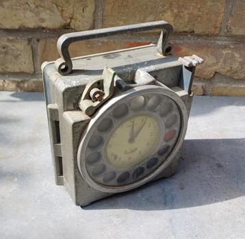 Ancienne horloge à pigeon, conservateur, Enlèvement ou Envoi