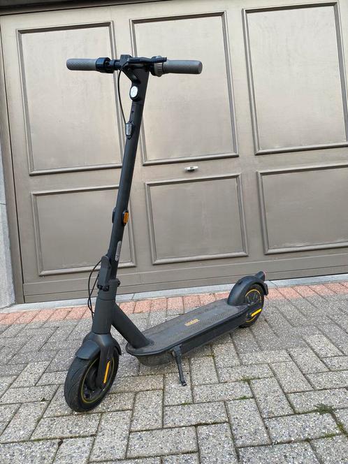 Ninebot Max G30 Gen 2, Fietsen en Brommers, Steps, Zo goed als nieuw, Elektrische step (E-scooter), Ophalen