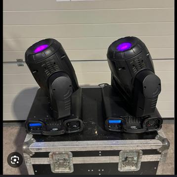 4x Showtec Phantom 250 incl. Case beschikbaar voor biedingen