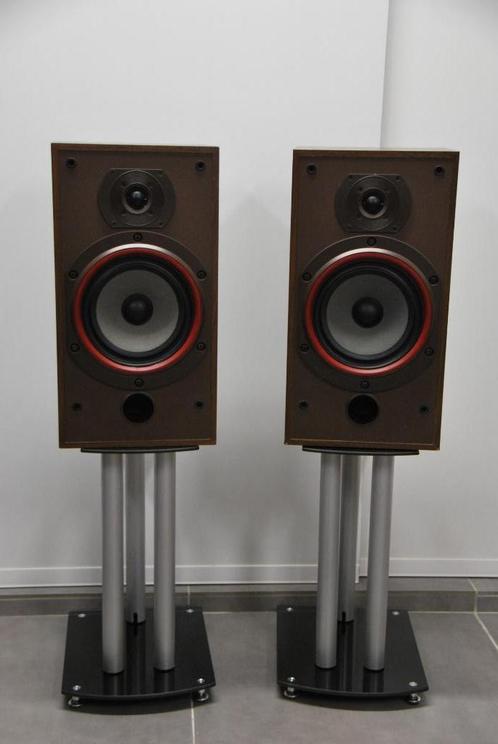 B&W als nieuw type DM110 met of zonder stands te koop, Audio, Tv en Foto, Luidsprekerboxen, Zo goed als nieuw, Ophalen of Verzenden