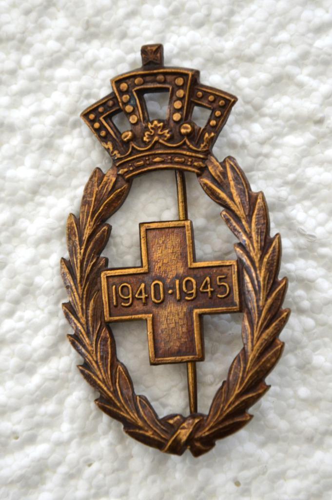 Badge, Bronzen Palm Rode Kruis voor Dienst in WOII 40-45, Verzamelen, Militaria | Algemeen, Overige soorten, Embleem of Badge