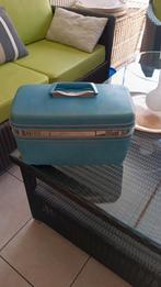 Boîte vintage, solide, Marque connue+ clefs, Handtassen en Accessoires, Beautycases, Ophalen, Gebruikt