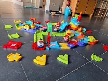 Vtech racebaan en auto's, Enlèvement, Comme neuf