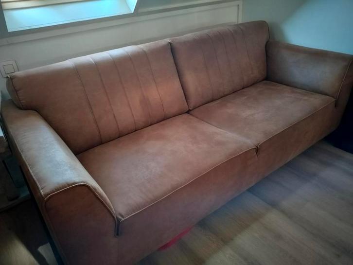 2,5 personen zetel in bruin (Torrekens), Huis en Inrichting, Zetels | Zetels, Zo goed als nieuw, Rechte bank, Tweepersoons, 150 tot 200 cm