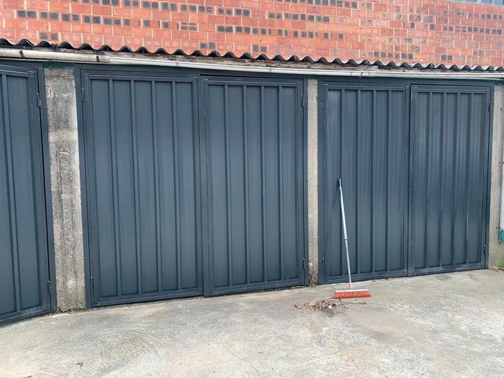 DOUBLE BOX A LOUER PR GARDE MEUBLE , ENTREPOSAGE , STOCKAGE, Immo, Garages & Places de parking, Bruxelles