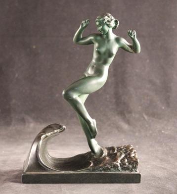 Raymonde Guerbe Art Deco beeld uit 1930 beschikbaar voor biedingen