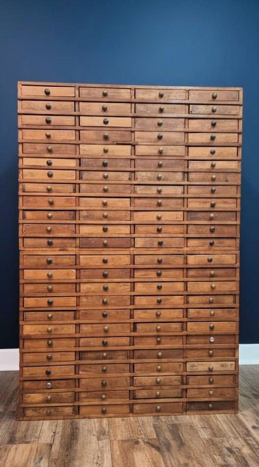 ancienne layette d'horloger, Antiquités & Art, Antiquités | Meubles | Armoires, Enlèvement