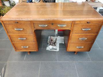 Magnifique bureau professionnel années 50, à voir. beschikbaar voor biedingen