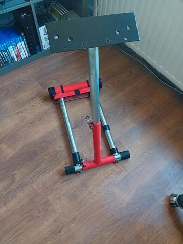 Wheel stand pro v2 disponible aux enchères