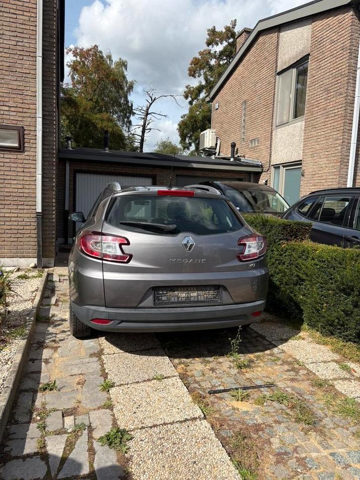 Renault megane 1.5 diesel zeer lage verbruik 188.000 km, Auto's, Renault, Particulier, Mégane, Diesel, Euro 5, Break, 5 deurs