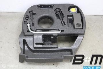 Gereedschaphouder Audi A6 4G 4G0012109D beschikbaar voor biedingen