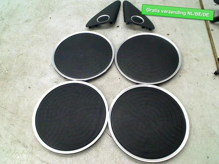 LUIDSPREKERROOSTER set Q5 (8RB) (8R0035424A?8R0035423-A), Auto-onderdelen, Interieur en Bekleding, Audi, Gebruikt
