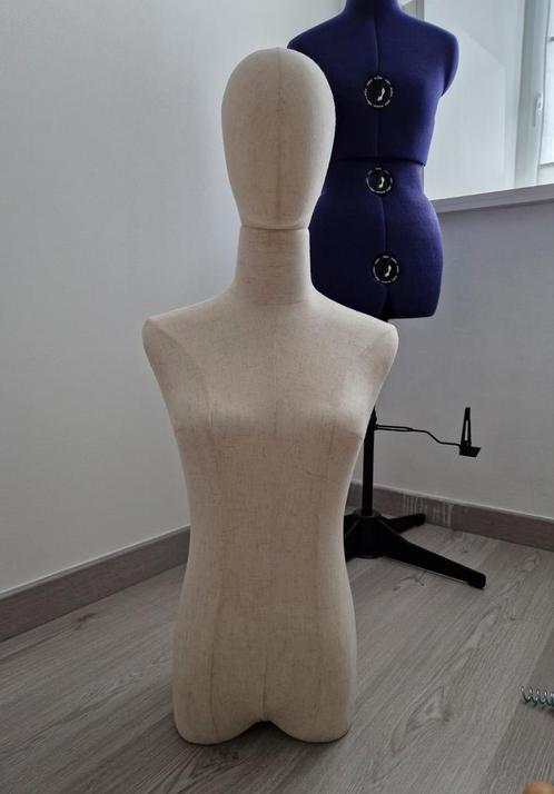 Mannequin avec tête + bras articulés, Hobby en Vrije tijd, Naaien en Fournituren, Ophalen of Verzenden