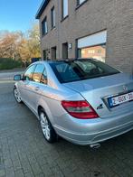 Mercedes C220 Avangarde ,Automatique,180 milles kilomètres, Autos, Mercedes-Benz, Cuir, Argent ou Gris, Achat, Carnet d'entretien