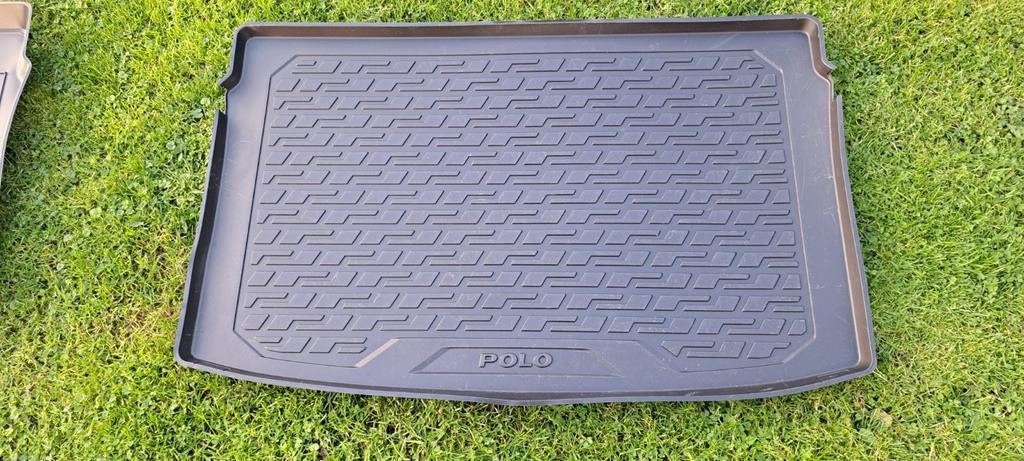 Tapis de coffre pour VW Polo, Enlèvement