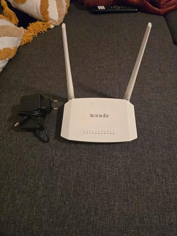 modem router adsl  model tenda d301, Enlèvement ou Envoi, Utilisé