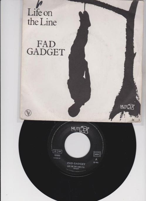 Fad Gadget – Life On The Line  1982, Cd's en Dvd's, Vinyl Singles, Gebruikt, Single, Pop, 7 inch, Ophalen of Verzenden