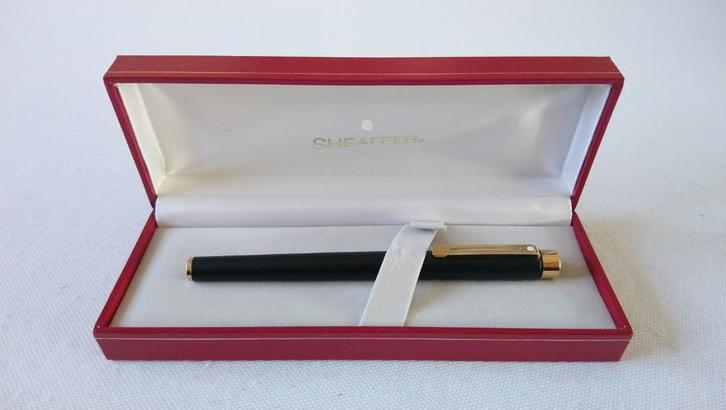 Sheaffer Targa Mat Zwart Vulpen 14K/585 F-nib, Verzamelen, Pennenverzamelingen, Nieuw, Vulpen, Sheaffer, Met doosje, Ophalen of Verzenden