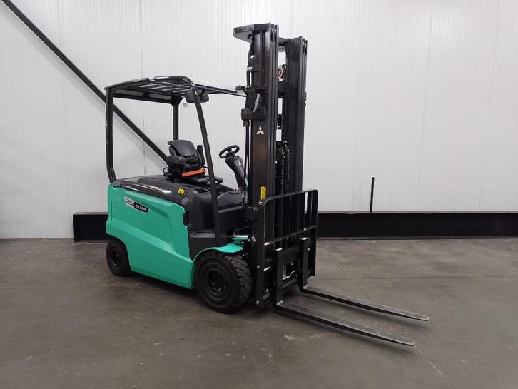 Mitsubishi FB25CN, elektrische heftruck 2022 125h Nieuwstaat, Zakelijke goederen, Machines en Bouw | Heftrucks en Intern transport