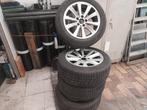 BMW velgen 17 inch met banden zo goed als nieuw, Auto-onderdelen, Banden en Velgen, Ophalen, Banden en Velgen, 17 inch, Winterbanden