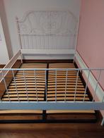 Bed met Metalen frame + lattenbodem, Huis en Inrichting, Slaapkamer | Bedden, Wit, Tweepersoons, Ophalen of Verzenden, Zo goed als nieuw