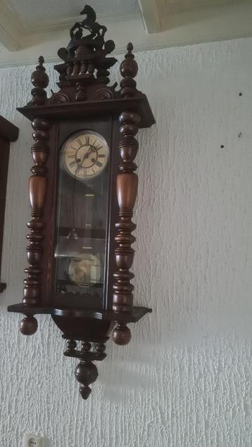 Grote Paardjes klok beschikbaar voor biedingen