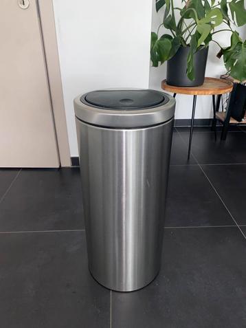 Brabantia Klikafvalbak - Prullenbak 23-30 liter beschikbaar voor biedingen