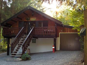 TE HUUR IN DE ARDENNEN VAKANTIE CHALETS 4 & 6 PERSONEN beschikbaar voor biedingen