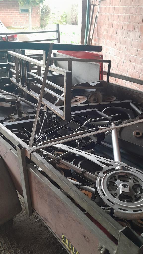 Opkuis van alle oud ijzer !!, Doe-het-zelf en Bouw, Metalen, IJzer, Ophalen