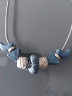 collier bleu et argenté, Handtassen en Accessoires, Kettingen, Ophalen, Gebruikt, Blauw, Zilver