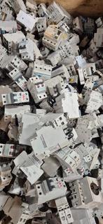 Oude zekeringen, Doe-het-zelf en Bouw, Elektriciteit en Kabels, Ophalen