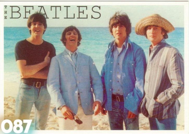 THE BEATLES *** FOTO / POSTCARD (14,80 x 10,40 cm), Verzamelen, Postkaarten | Themakaarten, Ongelopen, 1960 tot 1980, Muziek, Ophalen of Verzenden