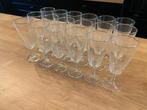 lot de 18 flûtes à champagne, Huis en Inrichting, Keuken | Servies, Ophalen, Glas of Glazen, Overige stijlen, Glas