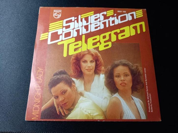 Silver Convention - Telegram (7", single) comme neuf, CD & DVD, Vinyles Singles, Comme neuf, Single, Pop, 7 pouces, Enlèvement ou Envoi