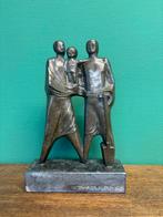 Couple de sculptures abstraites en bronze signées Verlee 1/1, Enlèvement ou Envoi, Bronze