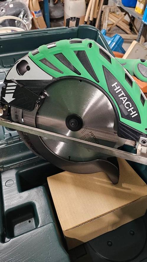 TOP NIEUW ZEER KRACHTIGE HITACHI C 9U2, 2000W, Doe-het-zelf en Bouw, Gereedschap | Zaagmachines, Nieuw, Cirkelzaag, 1200 watt of meer